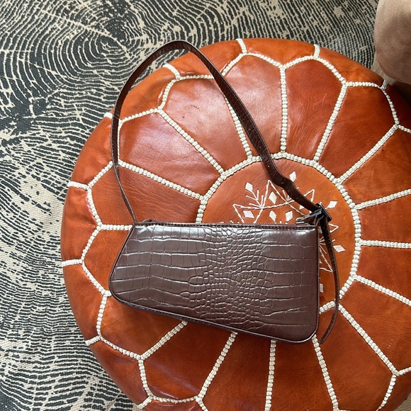 Urban Outfitters☠️ | silence + noise Asymmetrical Shoulder Bag in Brown Croc - Picture 5 of 7